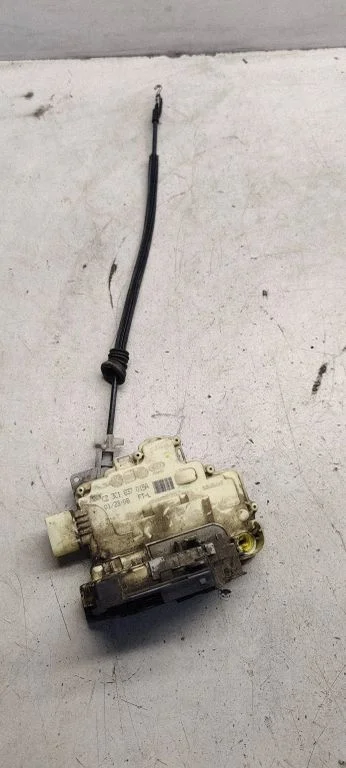 Front door lock 3c1837015A