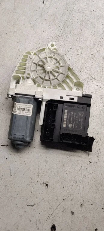 Front door window regulator motor 1k0959701p
