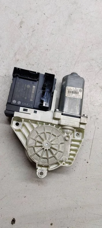 Front door window regulator motor 1k0959702p