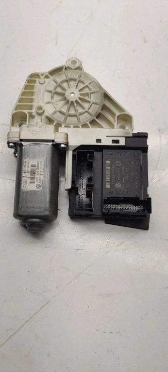 Front door window regulator motor 1k0959702P