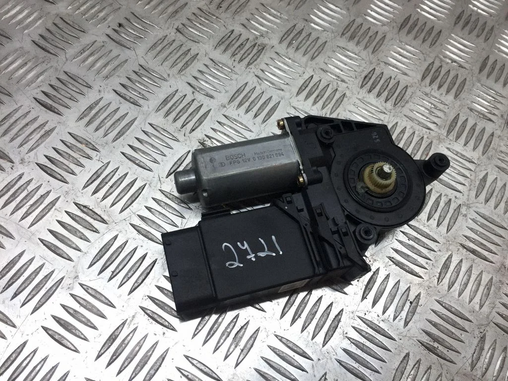 Front door window regulator motor 3B4837752LB