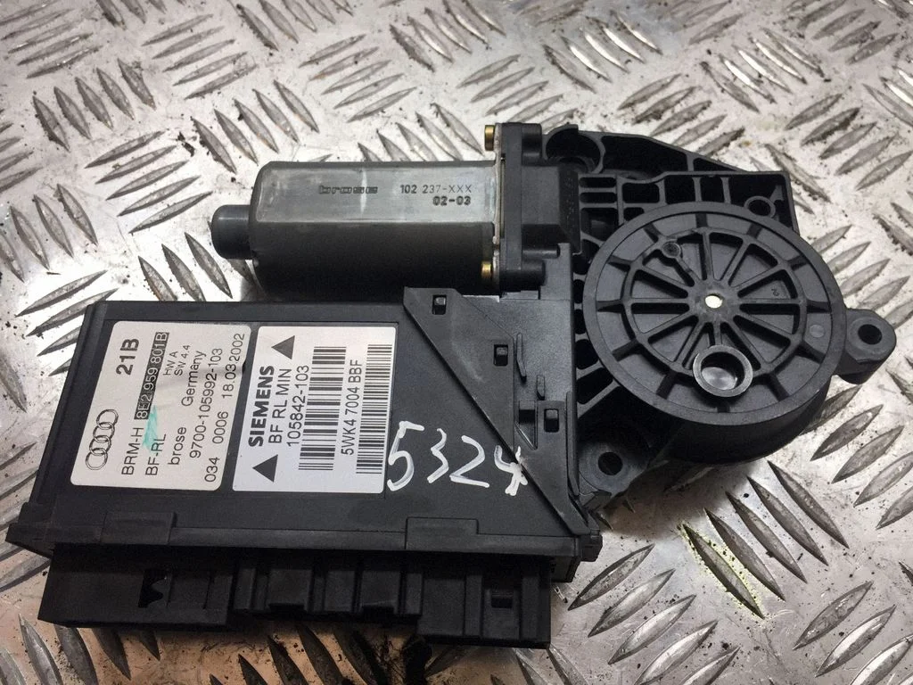 Front door window regulator motor 8E2959801B