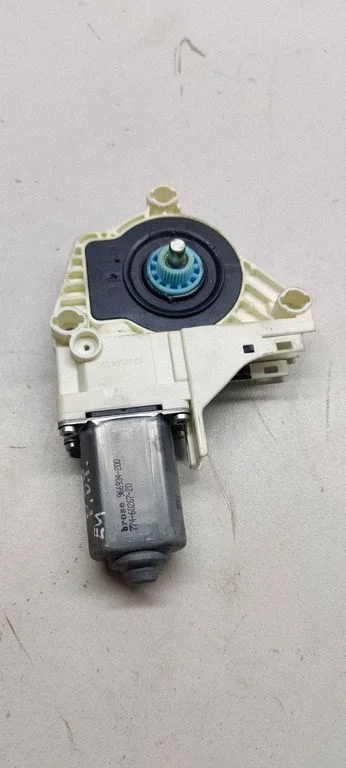 Front door window regulator motor 8k0959802A
