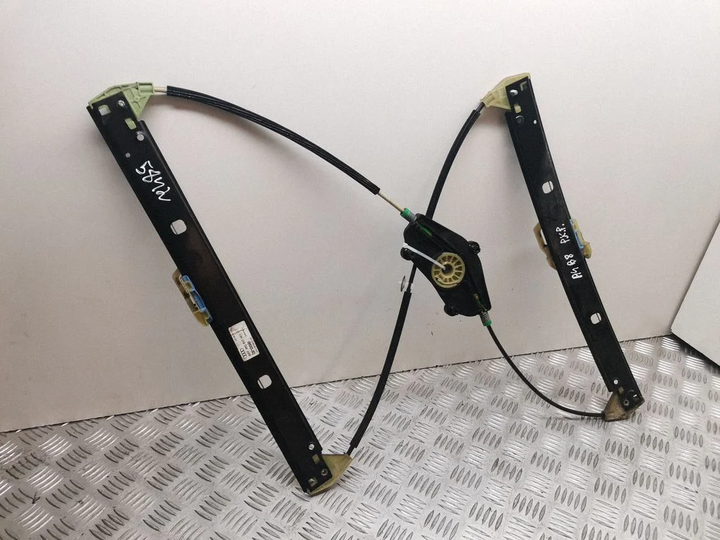 Front window lifting mechanism without motor 8K0837461