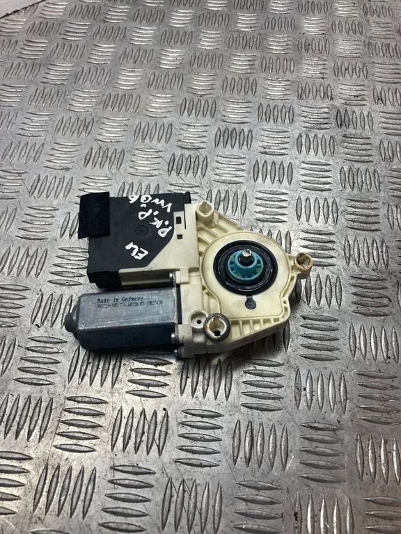 Front door window regulator motor 1K0959793L