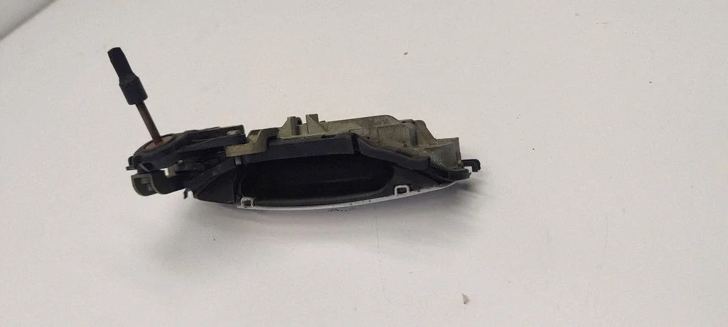Front door lock – left