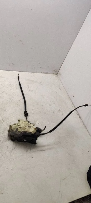 Front door lock 3C1837016A