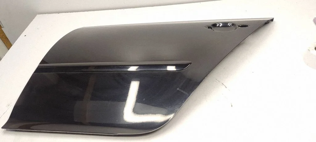 Rear door – rear left