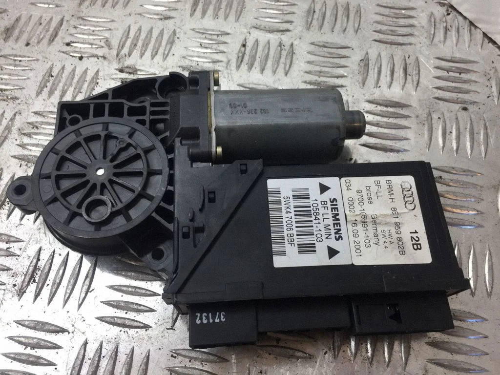 Front door window regulator motor 8E1959802B