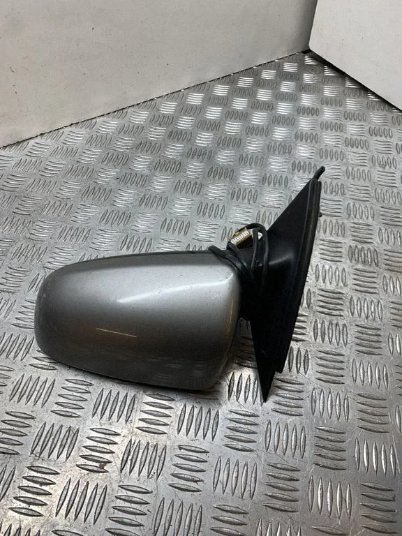 Front door electric wing mirror 010681