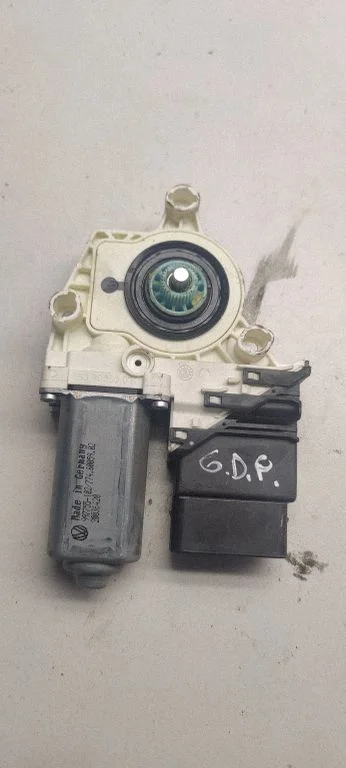 Rear door window regulator with motor 3c9959704