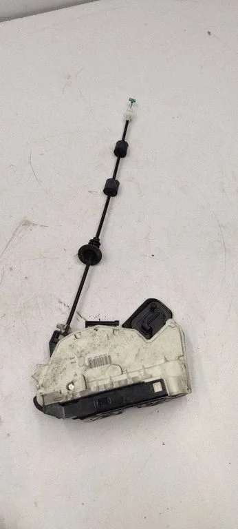 Rear door lock – Skoda Octavia Mk3 (5E) (2013-2019)