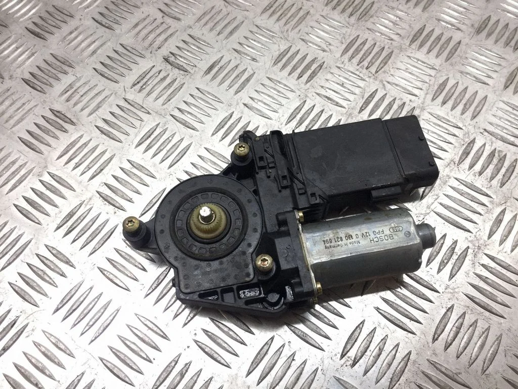 Front door window regulator motor 3B4837752HP