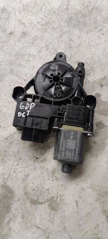 Rear door window regulator motor – Skoda Octavia Mk3 (5E) (2013-2019)