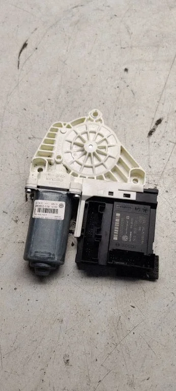 Front door window regulator motor 1k0959702p
