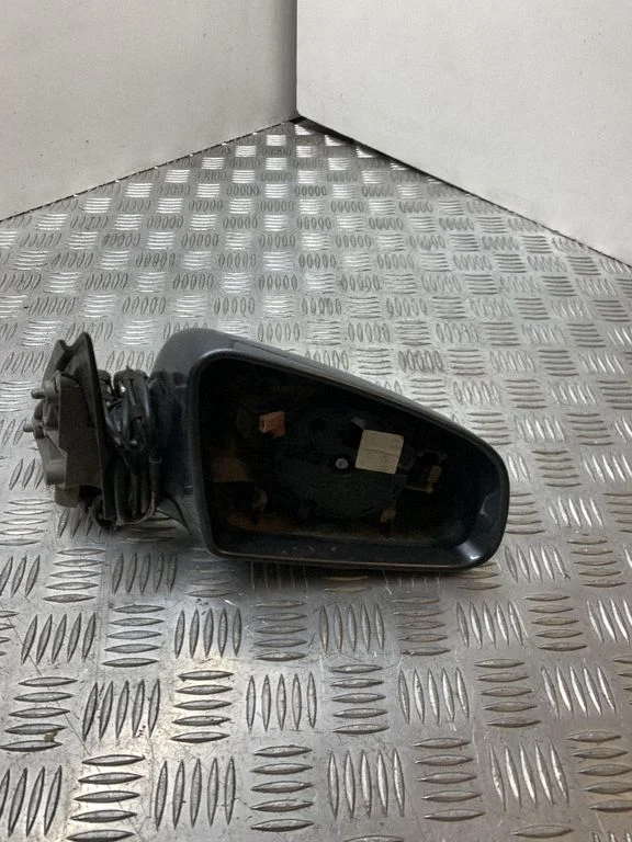 Front door electric wing mirror 010681