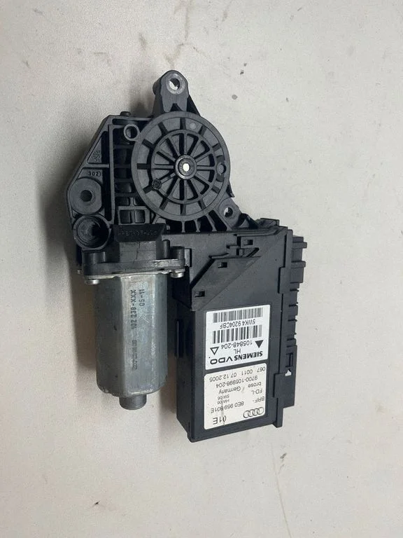 Rear door window regulator motor – Audi A4 S4 B7 8E 8H (2005-2008)