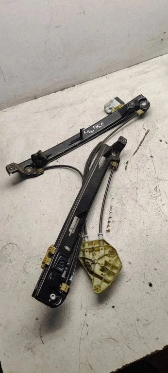 El. lango pakėlimo mechanizmas be varikliuko
