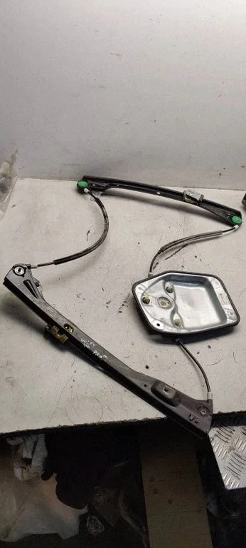 Front window lifting mechanism without motor 1k5837462b