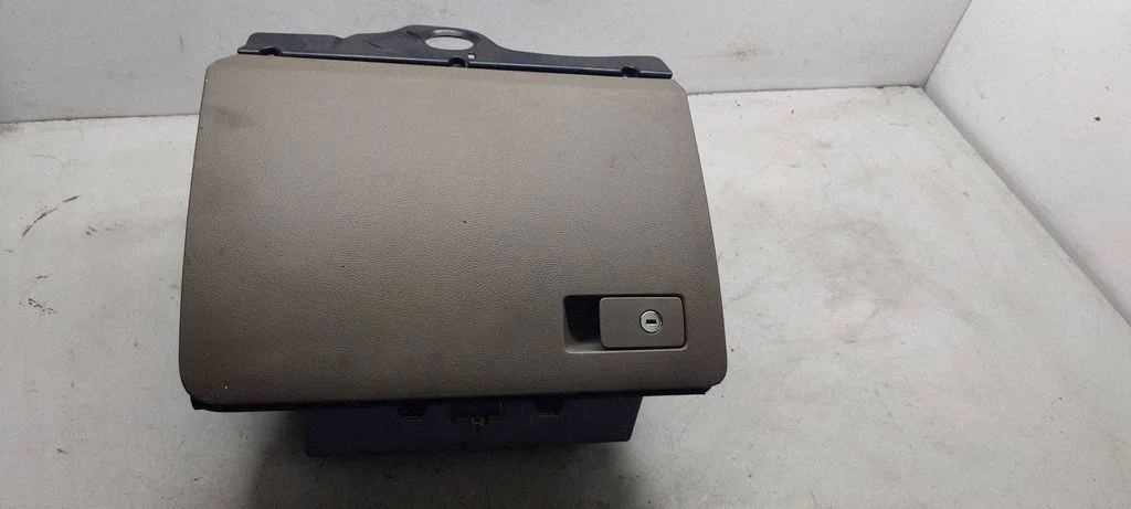 Glove box 3c1857114
