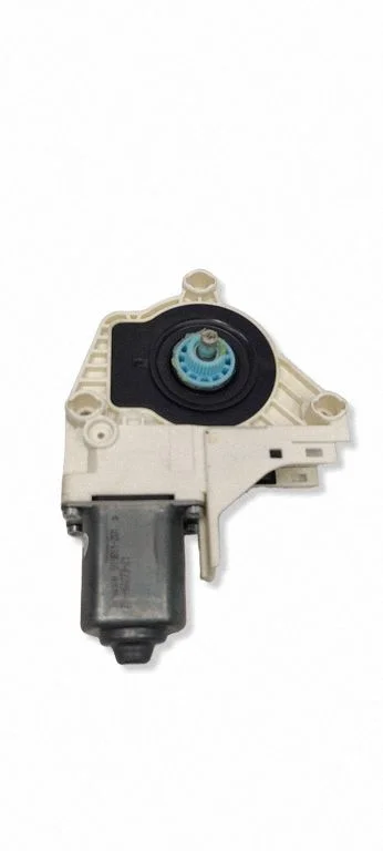 Rear door window regulator motor – Audi Q5 SQ5 8R (2008-2017)