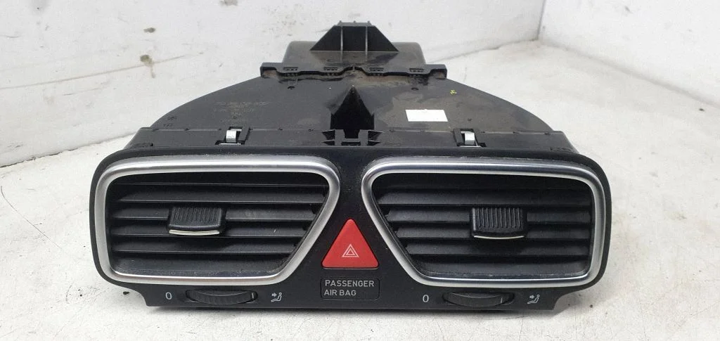 Dash center air vent grill 1Q0819735C