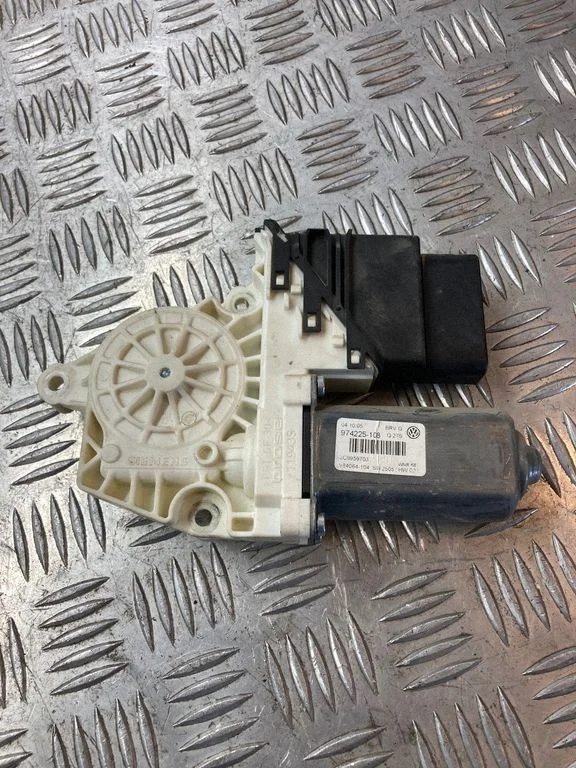 Rear door window regulator motor – Volkswagen Passat CC (2008-2016)
