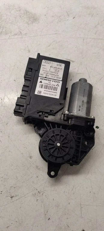 Rear door window regulator motor – Audi A4 S4 B7 8E 8H (2005-2008)