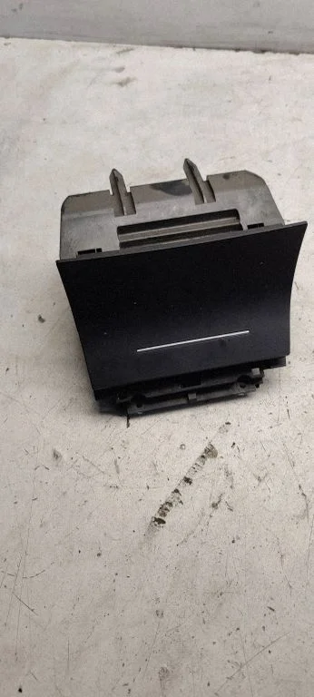 Glove box 1Z1807962B