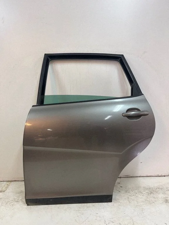 Rear door – rear left
