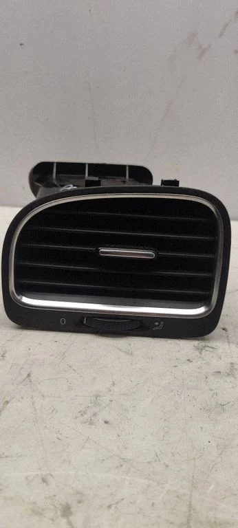 Dashboard side air vent grill/cover trim 5K0819703J