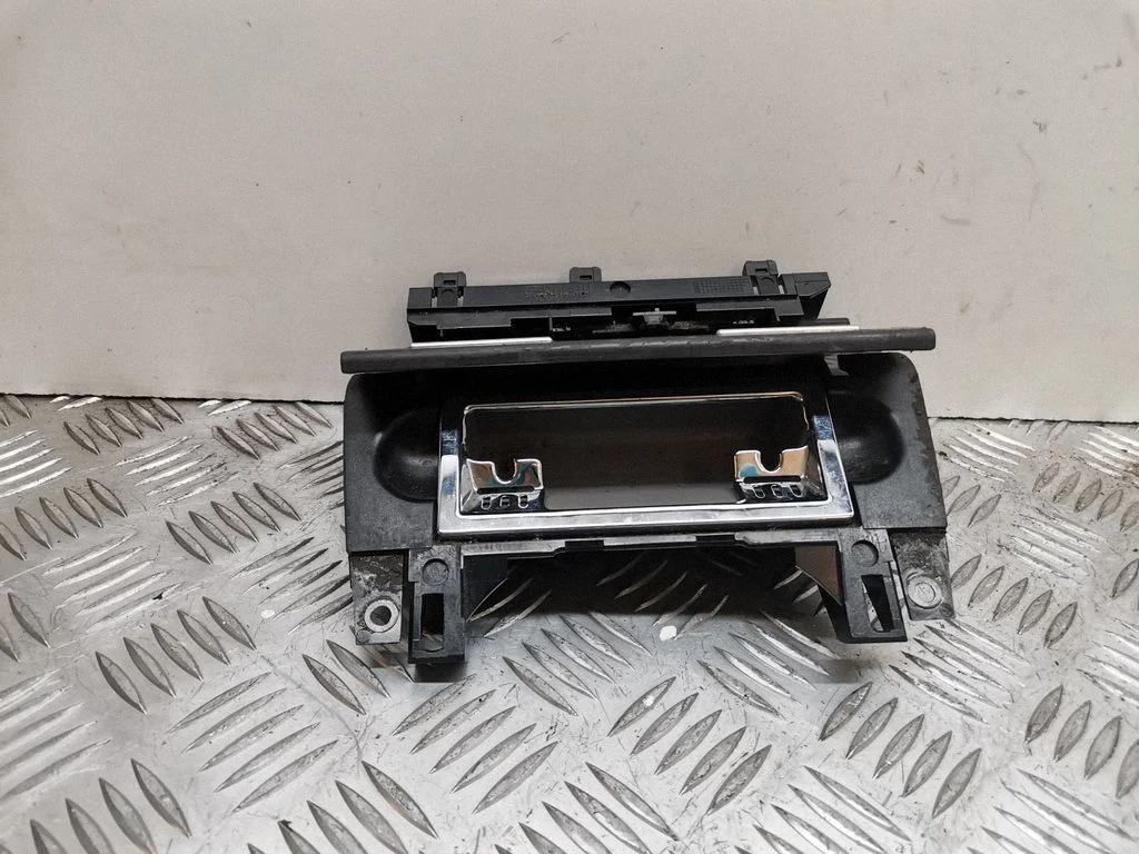 Ashtray (front) – Audi A4 S4 B6 8E 8H (2001-2005)
