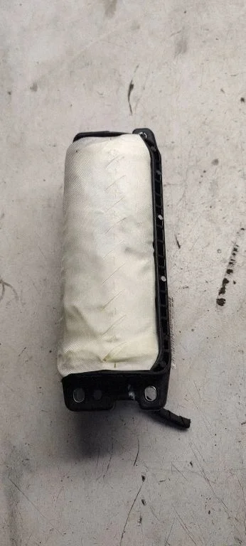 Passenger airbag 7N0880204b