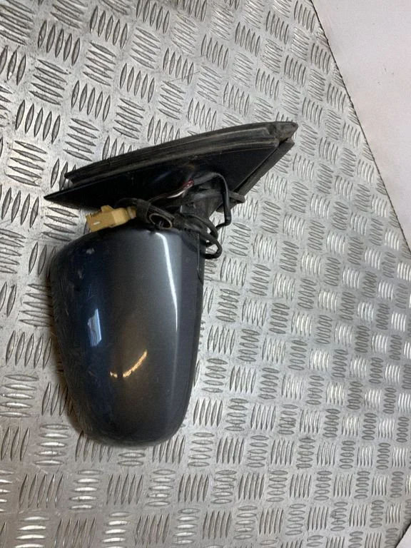 Front door electric wing mirror 010681
