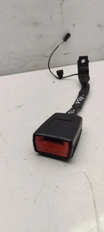 Front seatbelt buckle 1k3857756ak