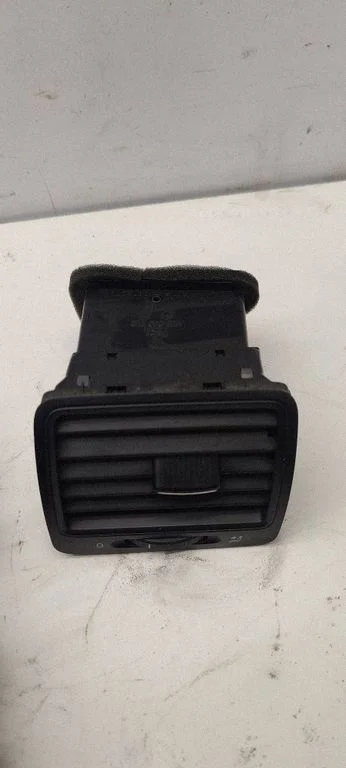 Dashboard side air vent grill/cover trim 1K0819710