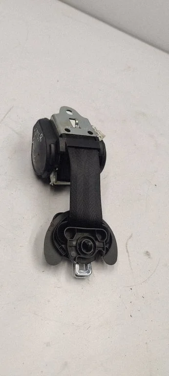 Aizmugurējā drošības josta 6047883