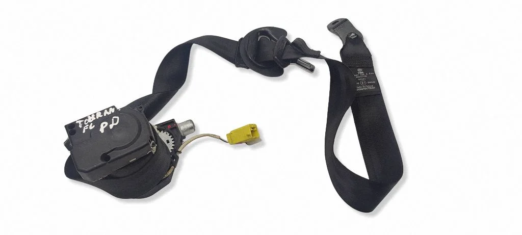 Front seatbelt – Volkswagen Touran I (2003-2010)