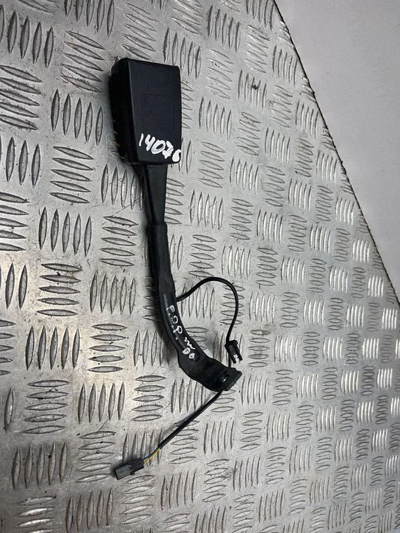 Front seatbelt buckle – Volkswagen Passat B6 (2005-2010)