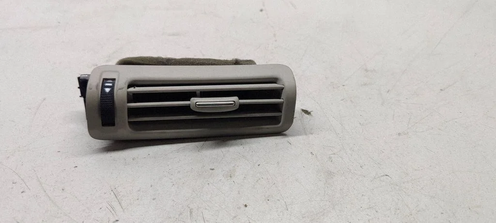 Dashboard side air vent grill/cover trim – Audi A6 Allroad C6 (2006-2011)