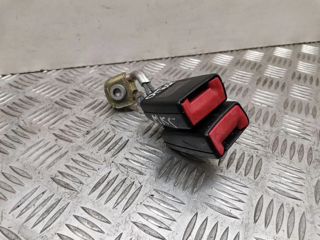 Rear seatbelt buckle 1K0857739D