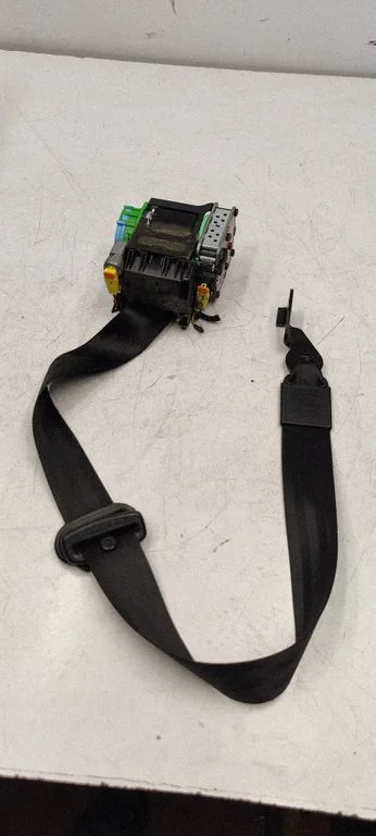 Front seatbelt – Audi Q5 SQ5 8R (2008-2017)