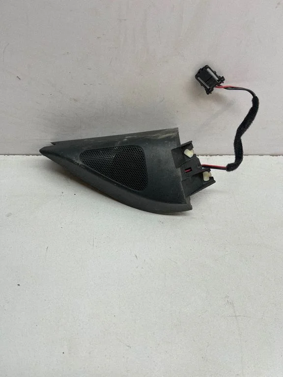 Side speaker trim/cover 3C0837994