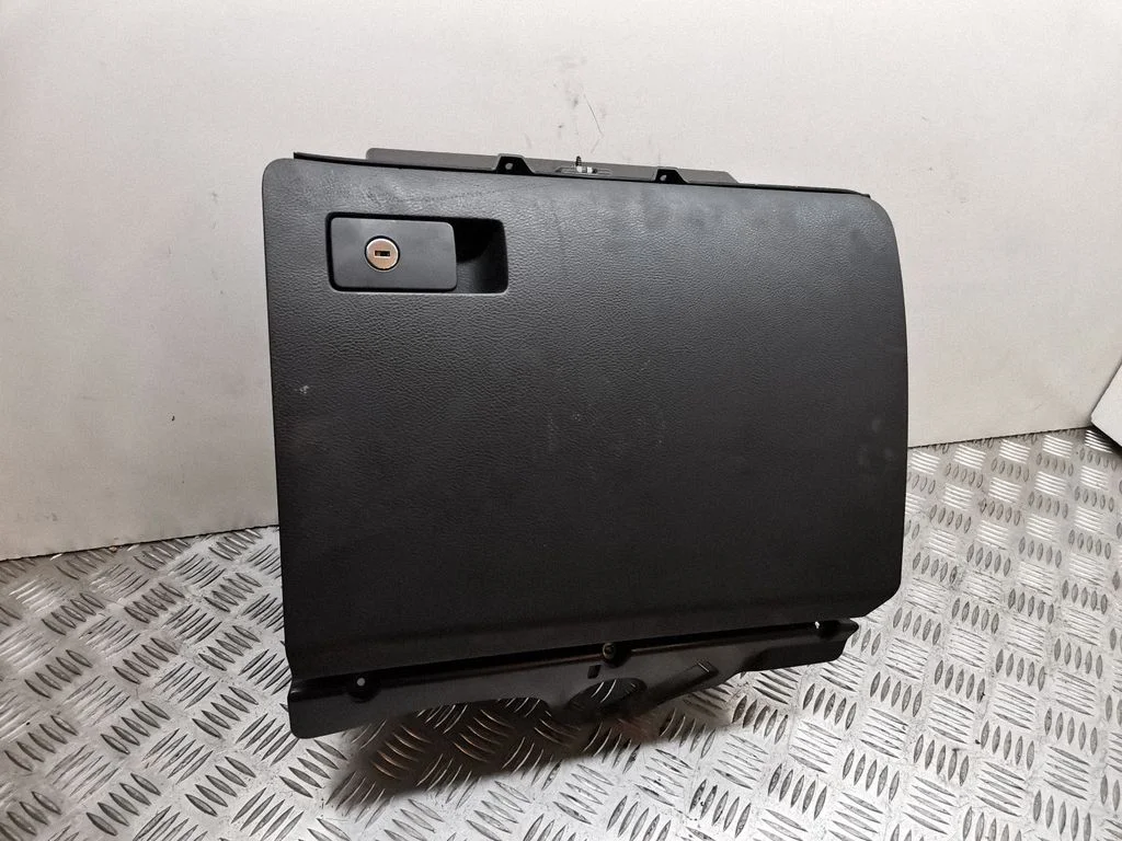 Glove box 3C1857114