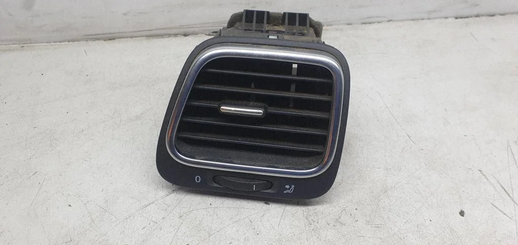 Dashboard side air vent grill/cover trim 1Q0819709B