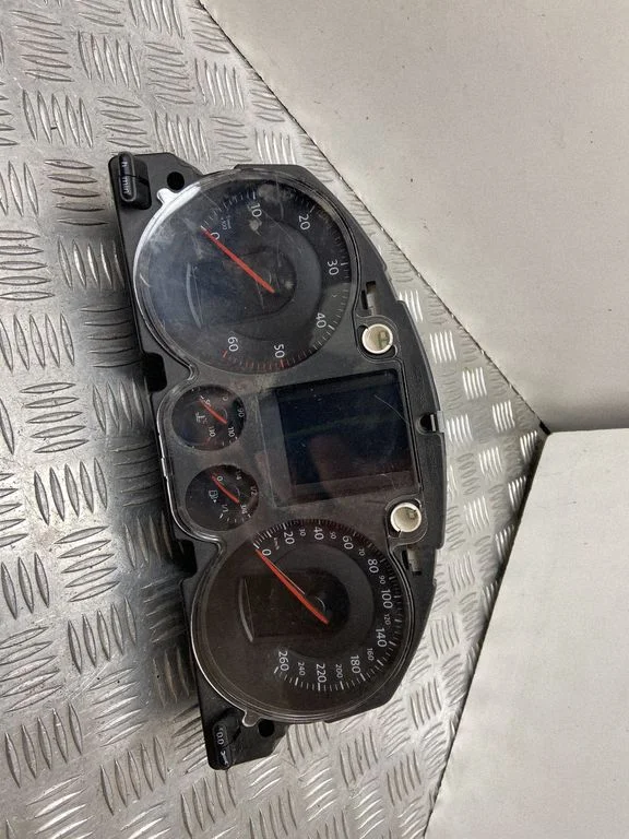 Speedometer (instrument cluster) A2C53145550