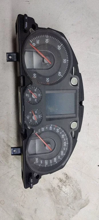 Speedometer (instrument cluster) 3c0920871E
