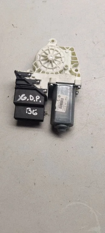 Rear door window regulator motor – Volkswagen Passat CC (2008-2016)