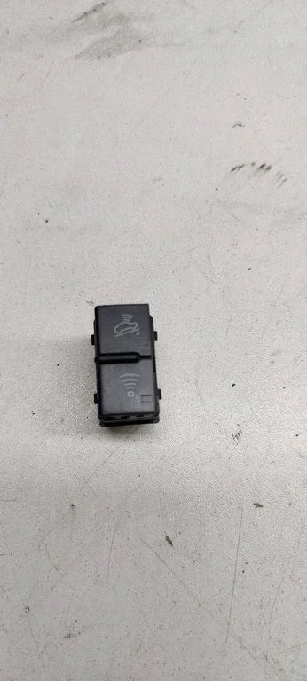 Electric window control switch – Audi A4 S4 B7 8E 8H (2005-2008)
