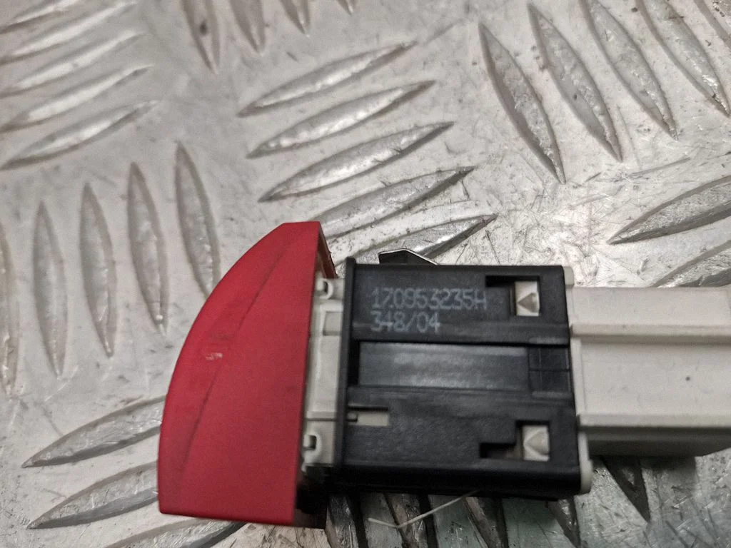 Hazard light switch 1Z0953235H